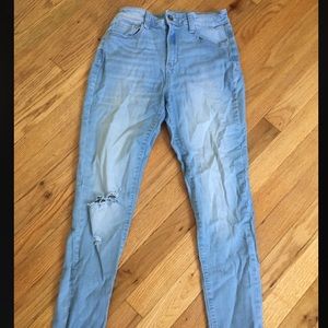 light blue American Eagle jeans - size 2 short